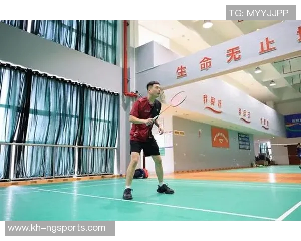 羽毛球巨献揭秘杭州羽毛球队背后的训练与精神力量